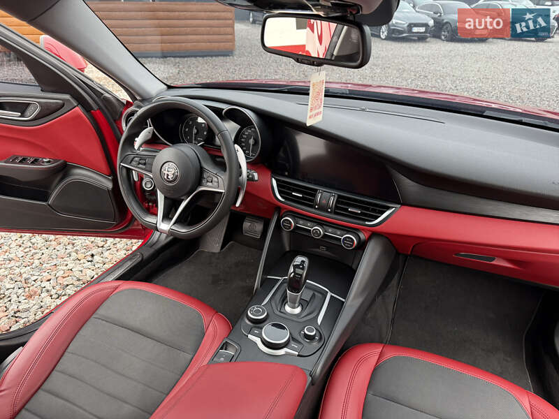 Седан Alfa Romeo Giulia 2017 в Переяславе фото 30 Седан Alfa Romeo Giulia 2017 в Переяславе