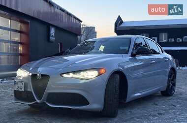 Седан Alfa Romeo Giulia 2020 в Киеве