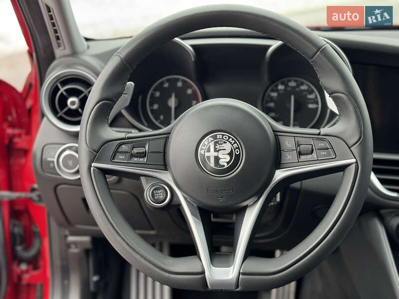 Седан Alfa Romeo Giulia 2018 в Виннице