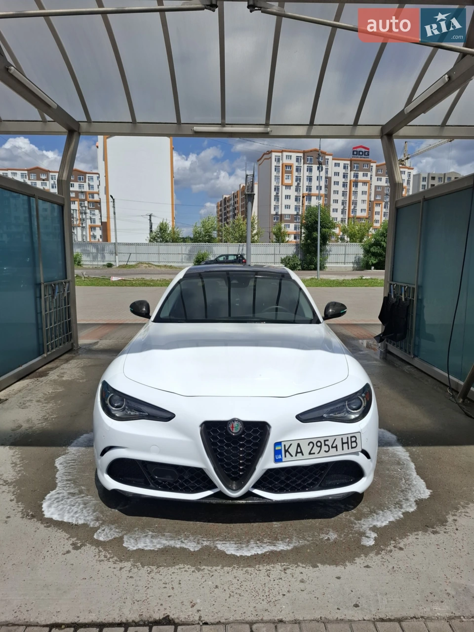 2016 Alfa Romeo Giulia - мініатюра 15