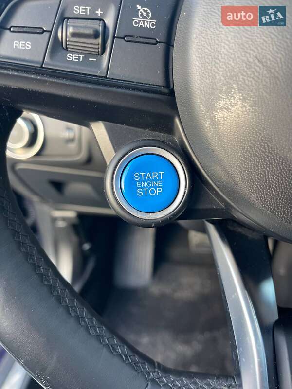 Седан Alfa Romeo Giulia 2019 в Львове