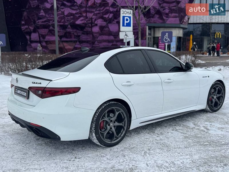 Седан Alfa Romeo Giulia 2019 в Киеве