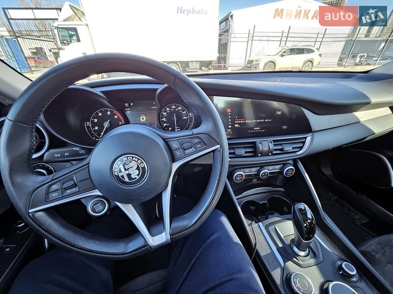 Седан Alfa Romeo Giulia 2018 в Киеве