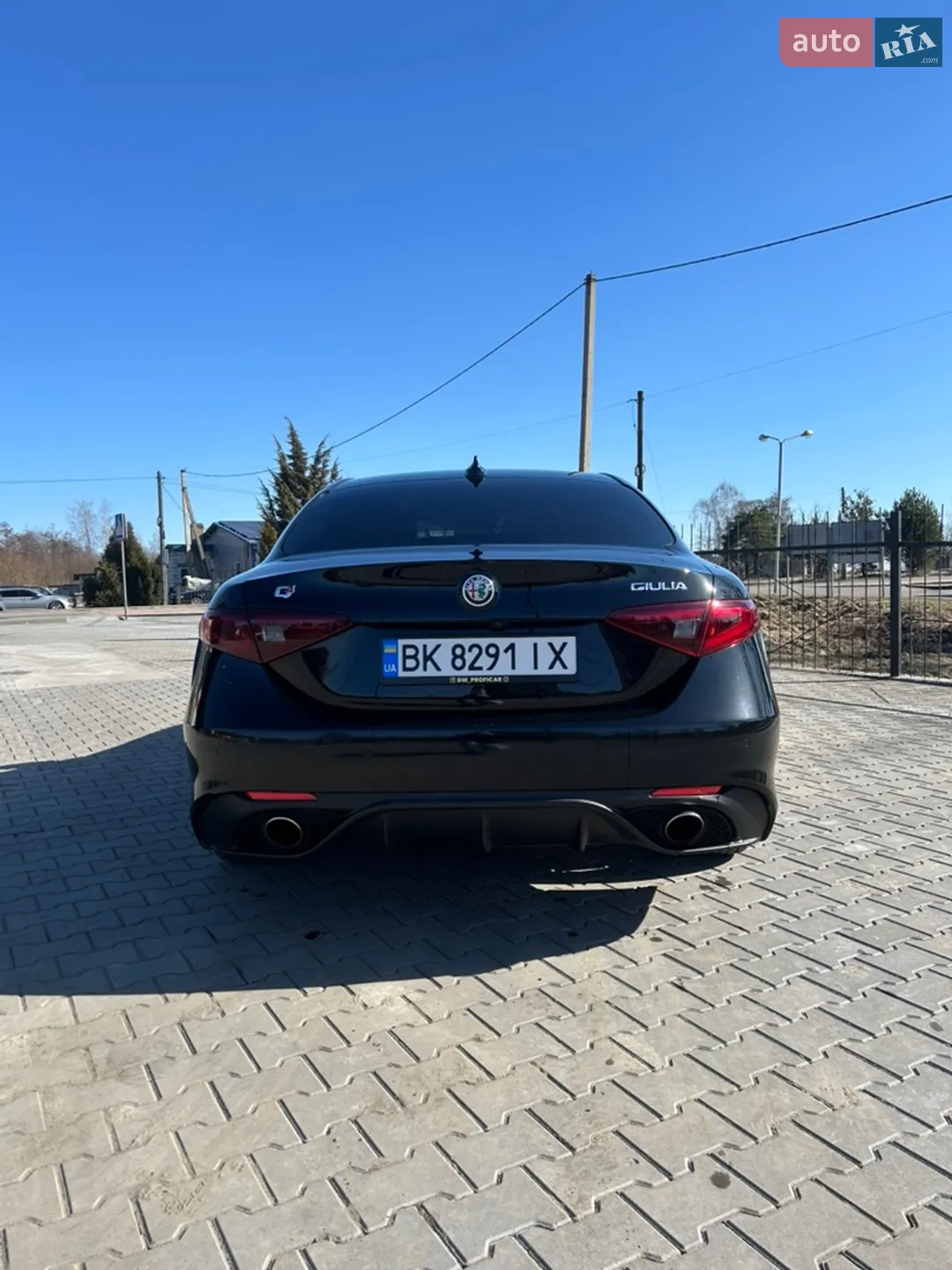 2017 Alfa Romeo Giulia - мініатюра 5
