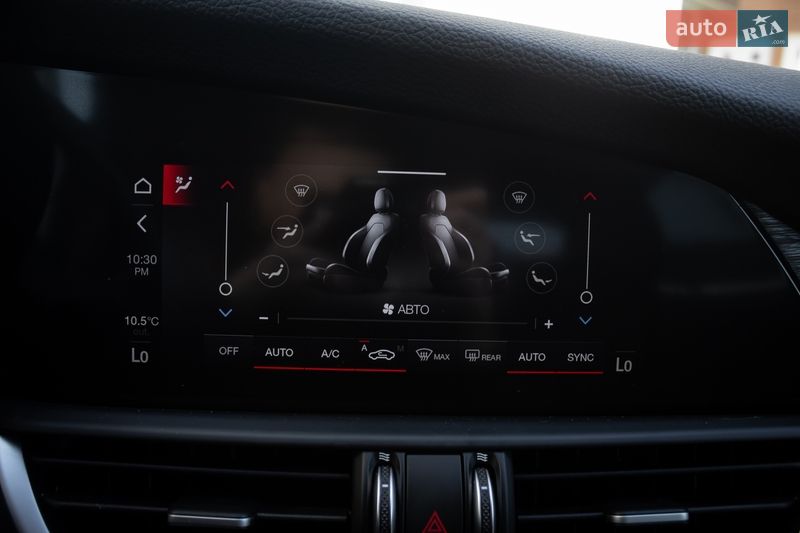 Седан Alfa Romeo Giulia 2020 в Киеве фото 18 Седан Alfa Romeo Giulia 2020 в Киеве