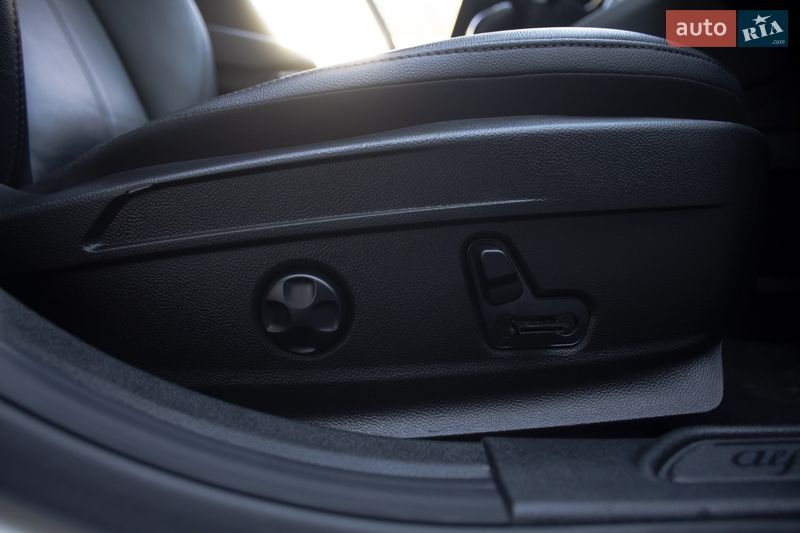 Седан Alfa Romeo Giulia 2020 в Киеве фото 36 Седан Alfa Romeo Giulia 2020 в Киеве