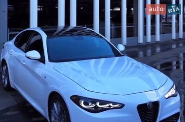 Седан Alfa Romeo Giulia 2022 в Киеве