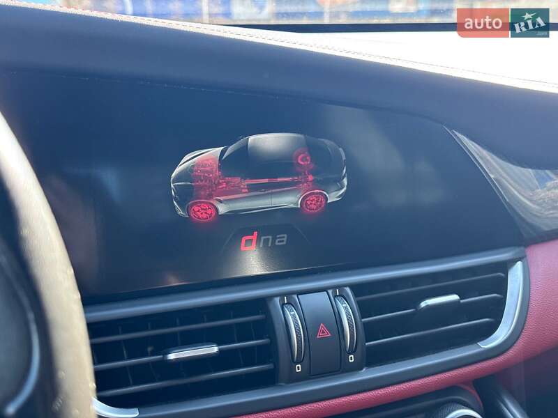 Седан Alfa Romeo Giulia 2017 в Киеве