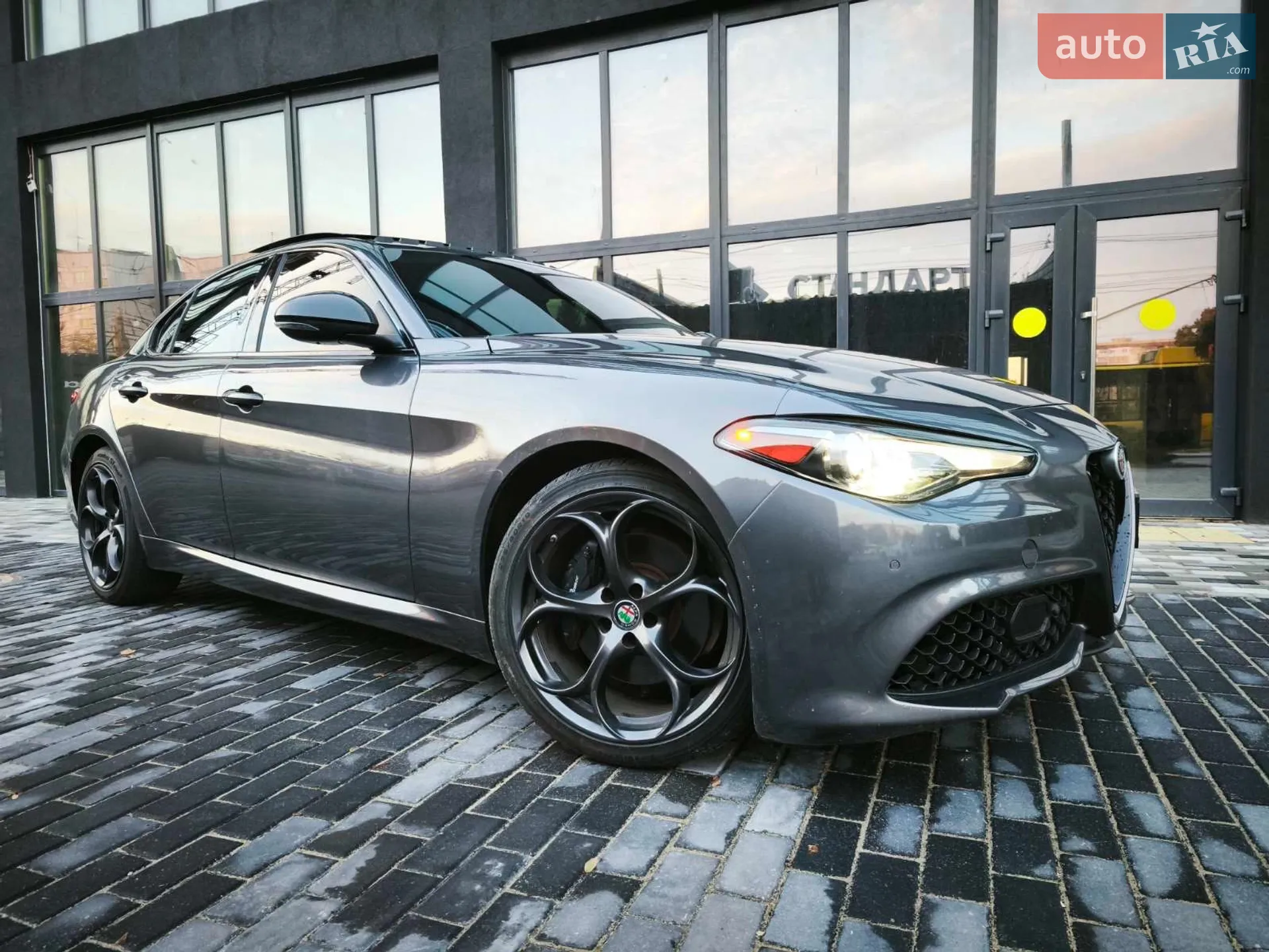 2018 Alfa Romeo Giulia - мініатюра 4