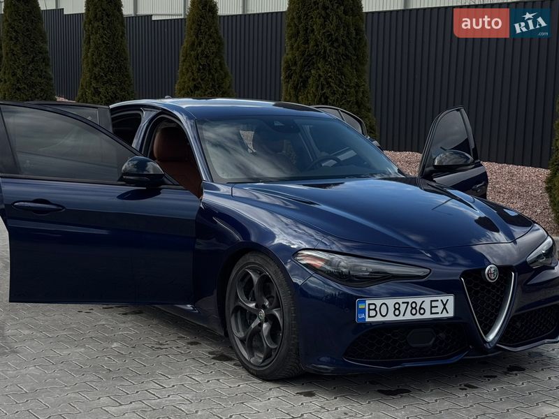 Седан Alfa Romeo Giulia 2018 в Тернополе фото 6 Седан Alfa Romeo Giulia 2018 в Тернополе