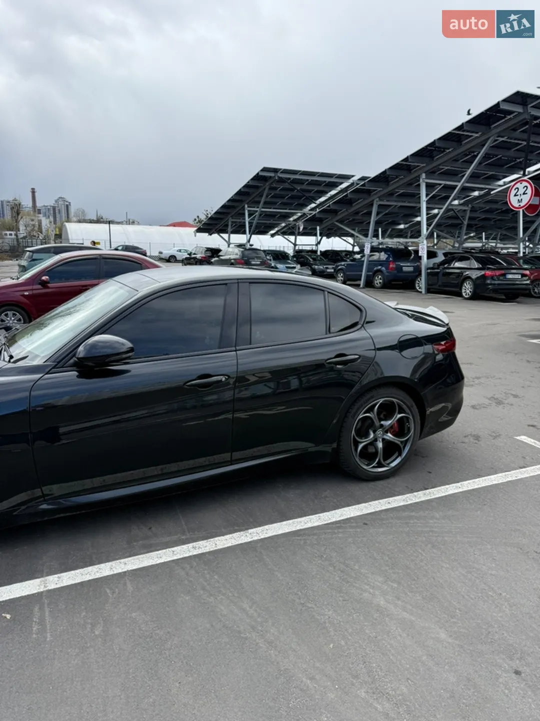 2017 Alfa Romeo Giulia - мініатюра 7