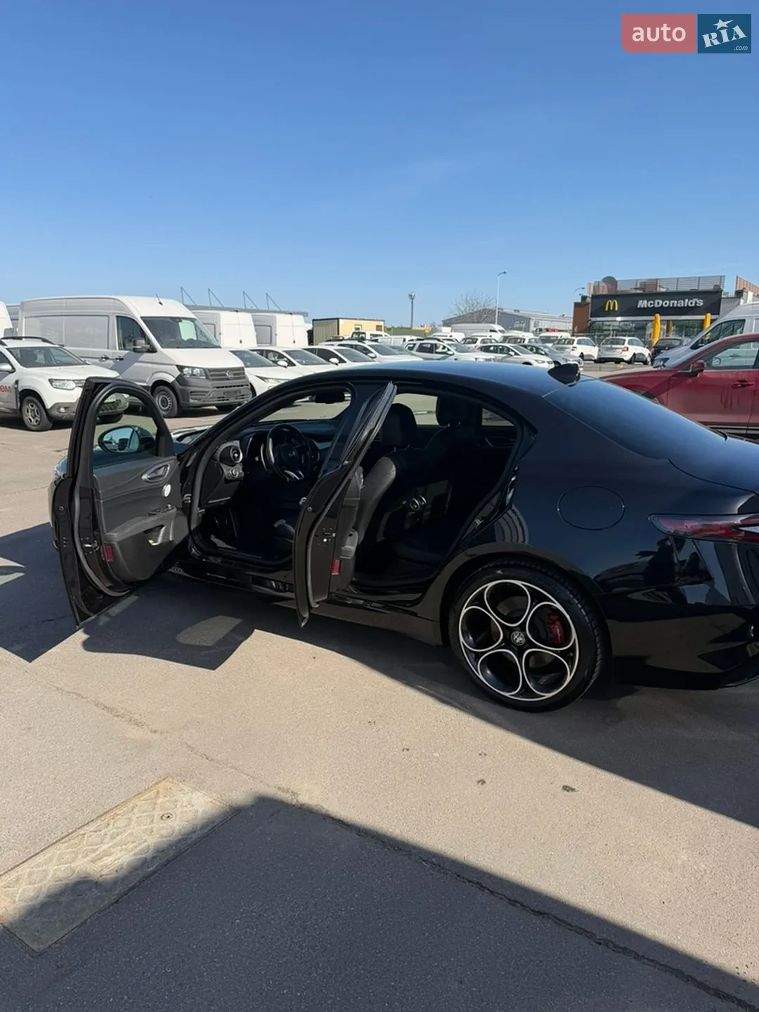 2023 Alfa Romeo Giulia - мініатюра 8