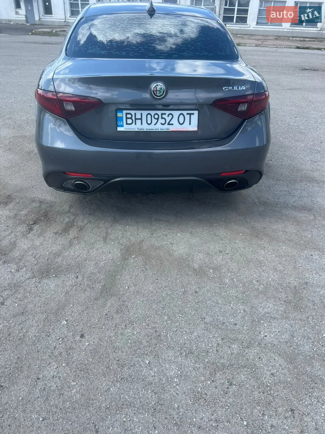 2016 Alfa Romeo Giulia - мініатюра 4