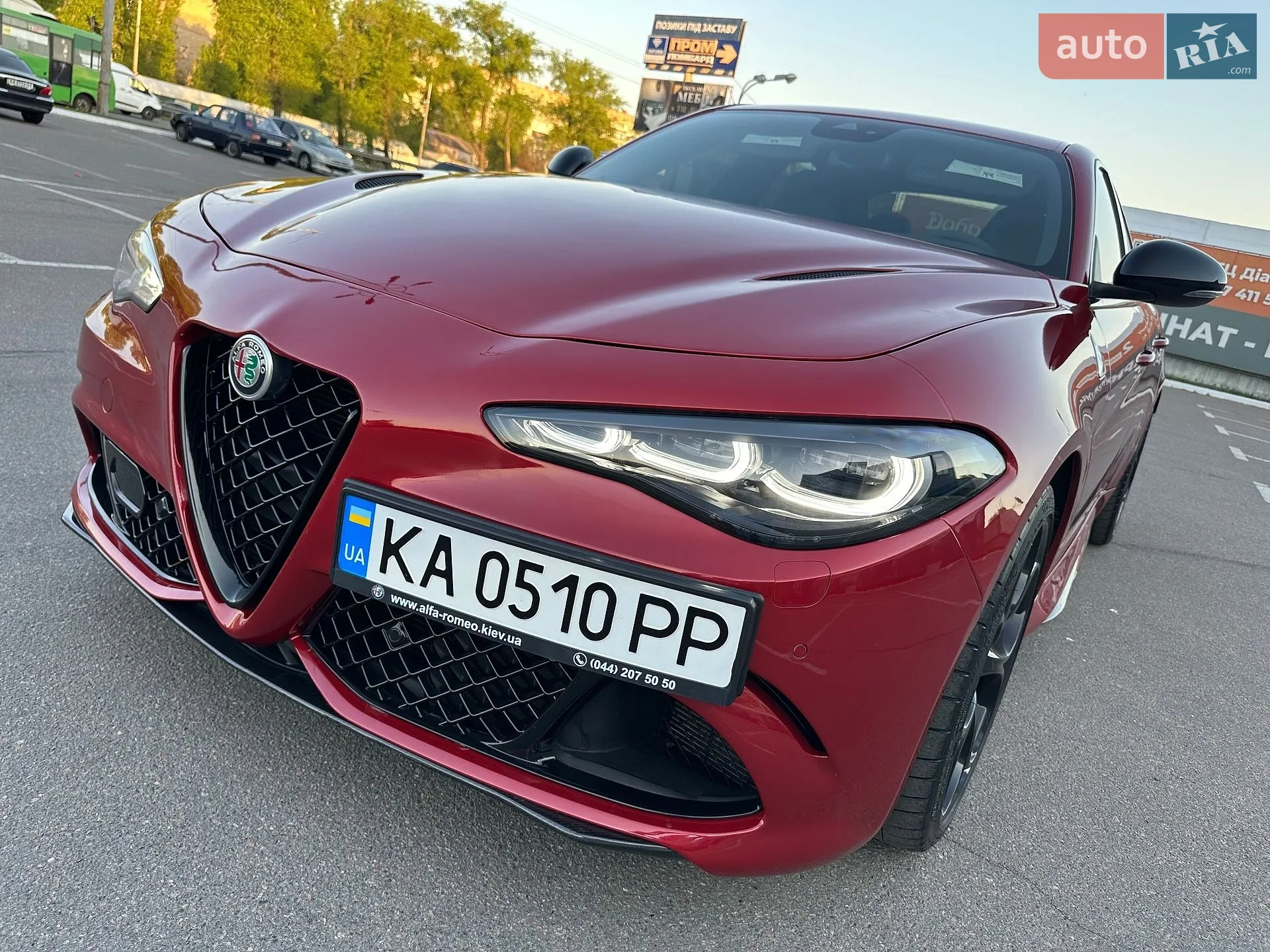 2017 Alfa Romeo Giulia - мініатюра 2