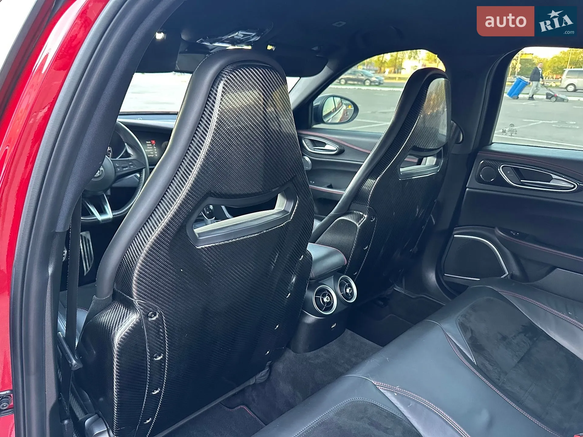 2017 Alfa Romeo Giulia - мініатюра 35