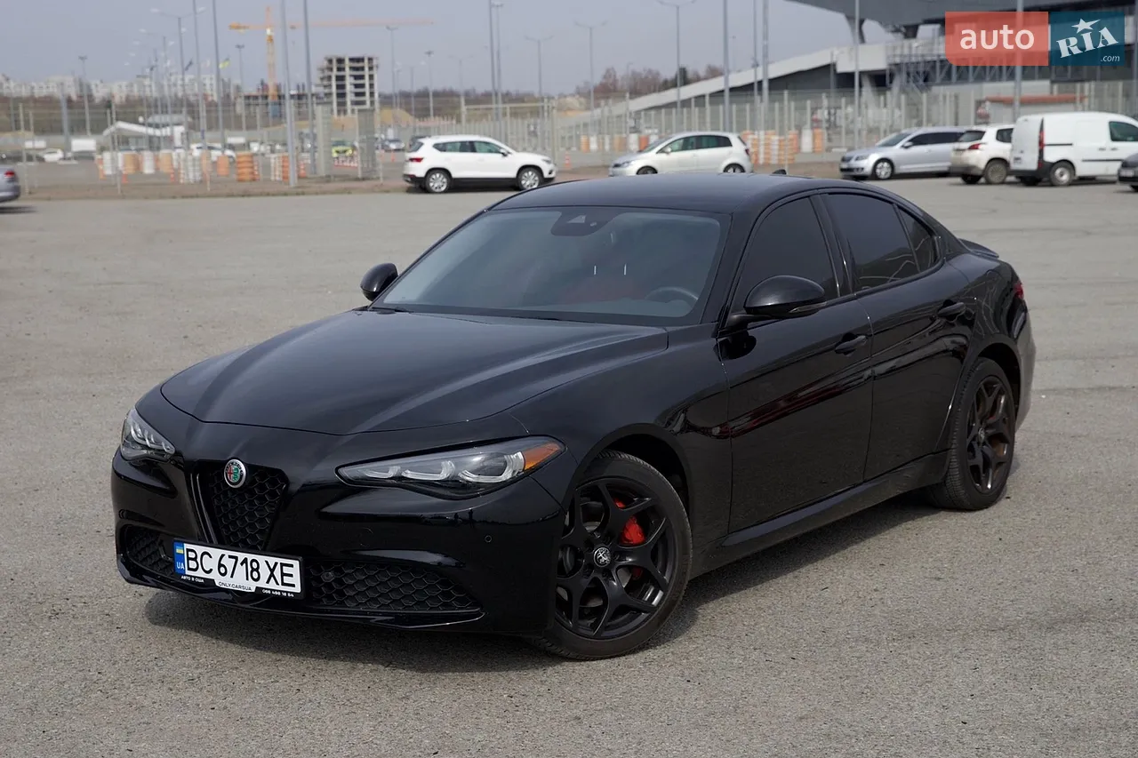 2019 Alfa Romeo Giulia - мініатюра 23