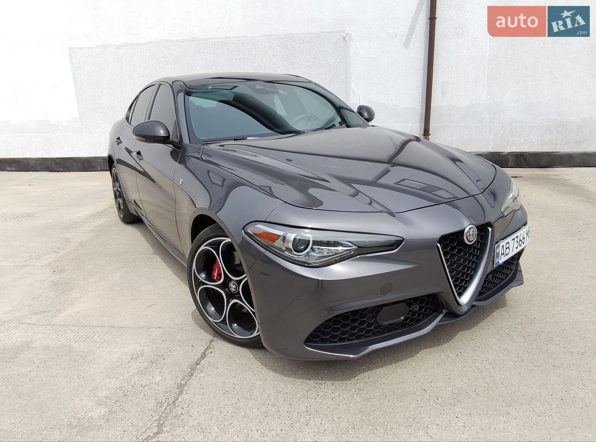 2022 Alfa Romeo Giulia - мініатюра 2