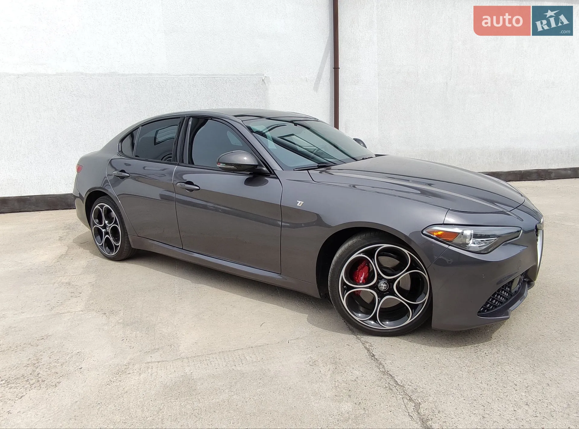 2022 Alfa Romeo Giulia - мініатюра 4