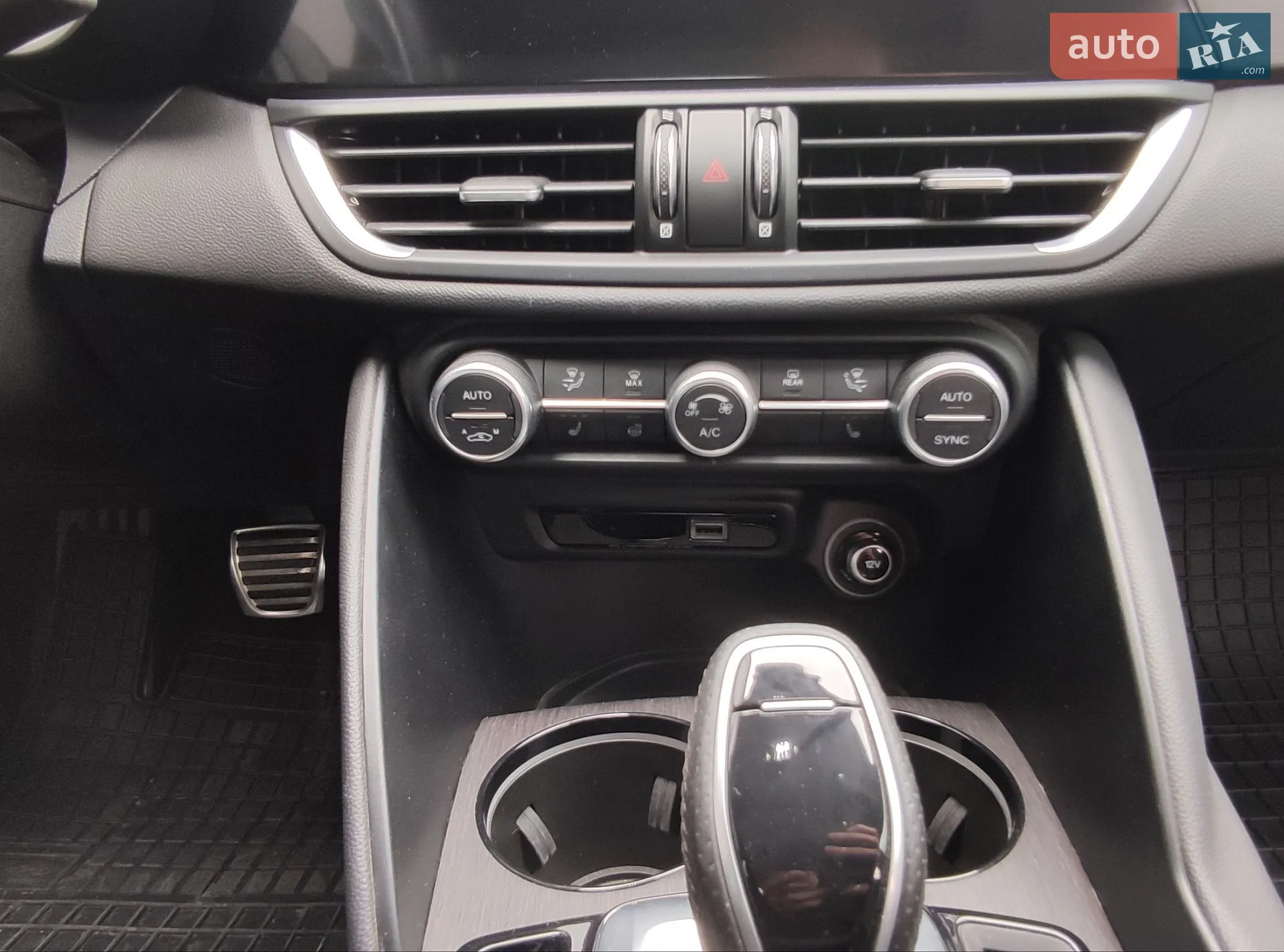 2022 Alfa Romeo Giulia - мініатюра 41