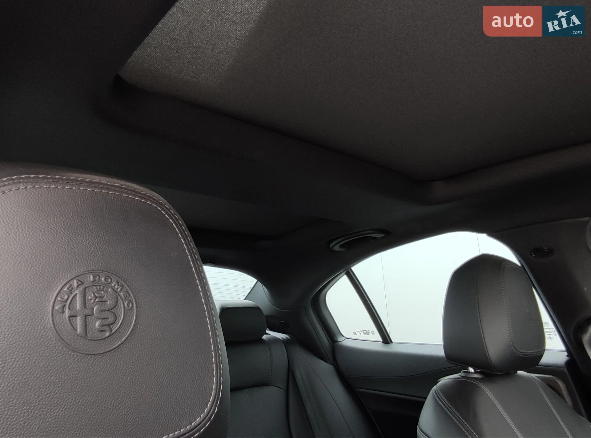 2022 Alfa Romeo Giulia - мініатюра 48