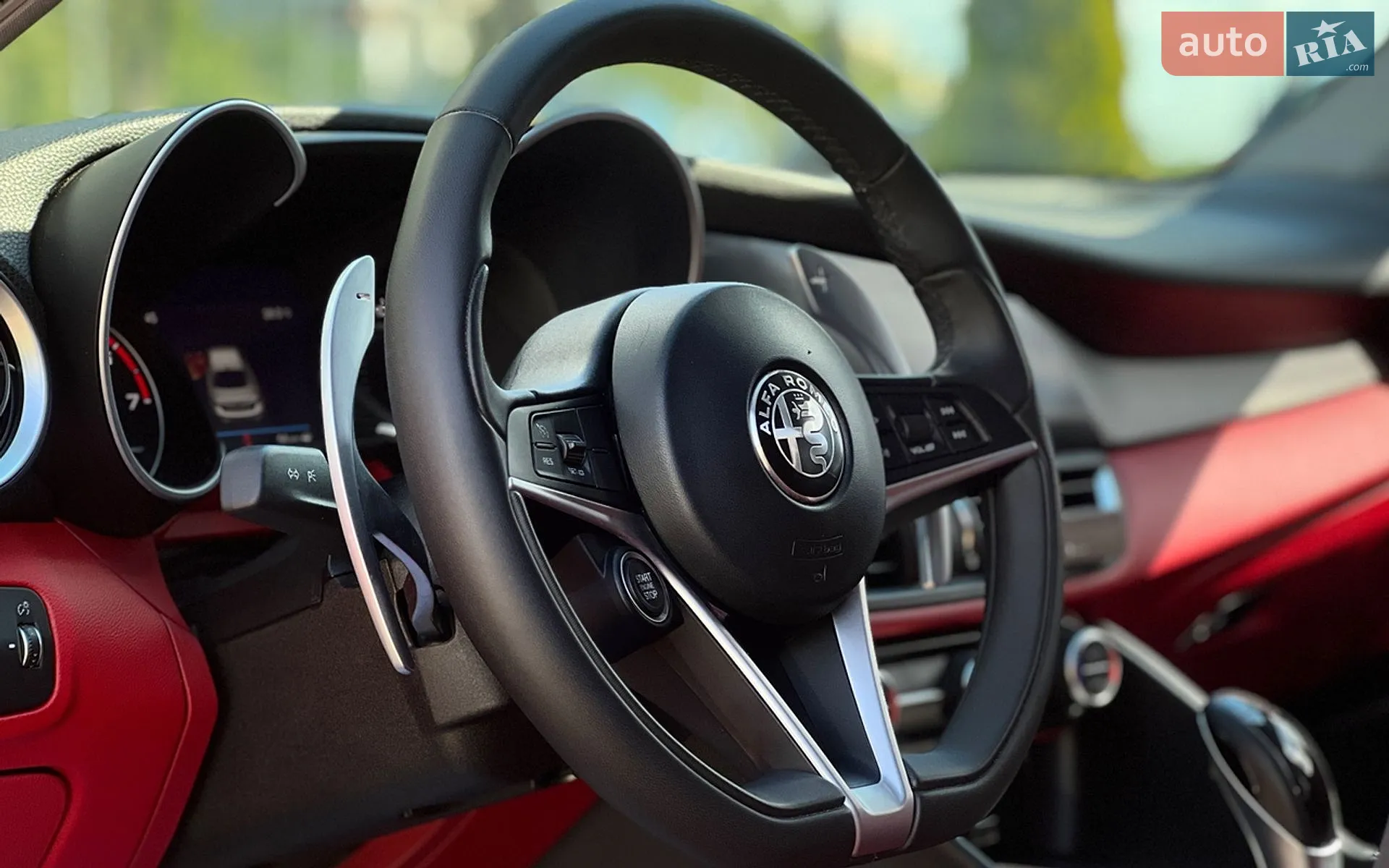 2018 Alfa Romeo Giulia - мініатюра 10