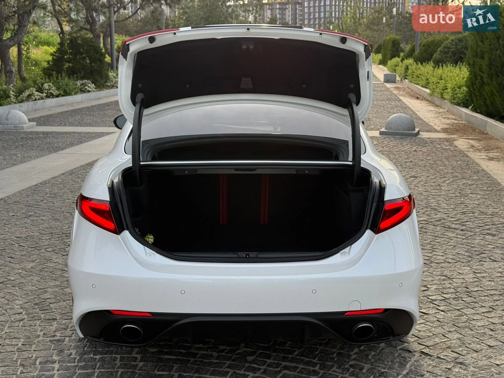 2017 Alfa Romeo Giulia - мініатюра 34
