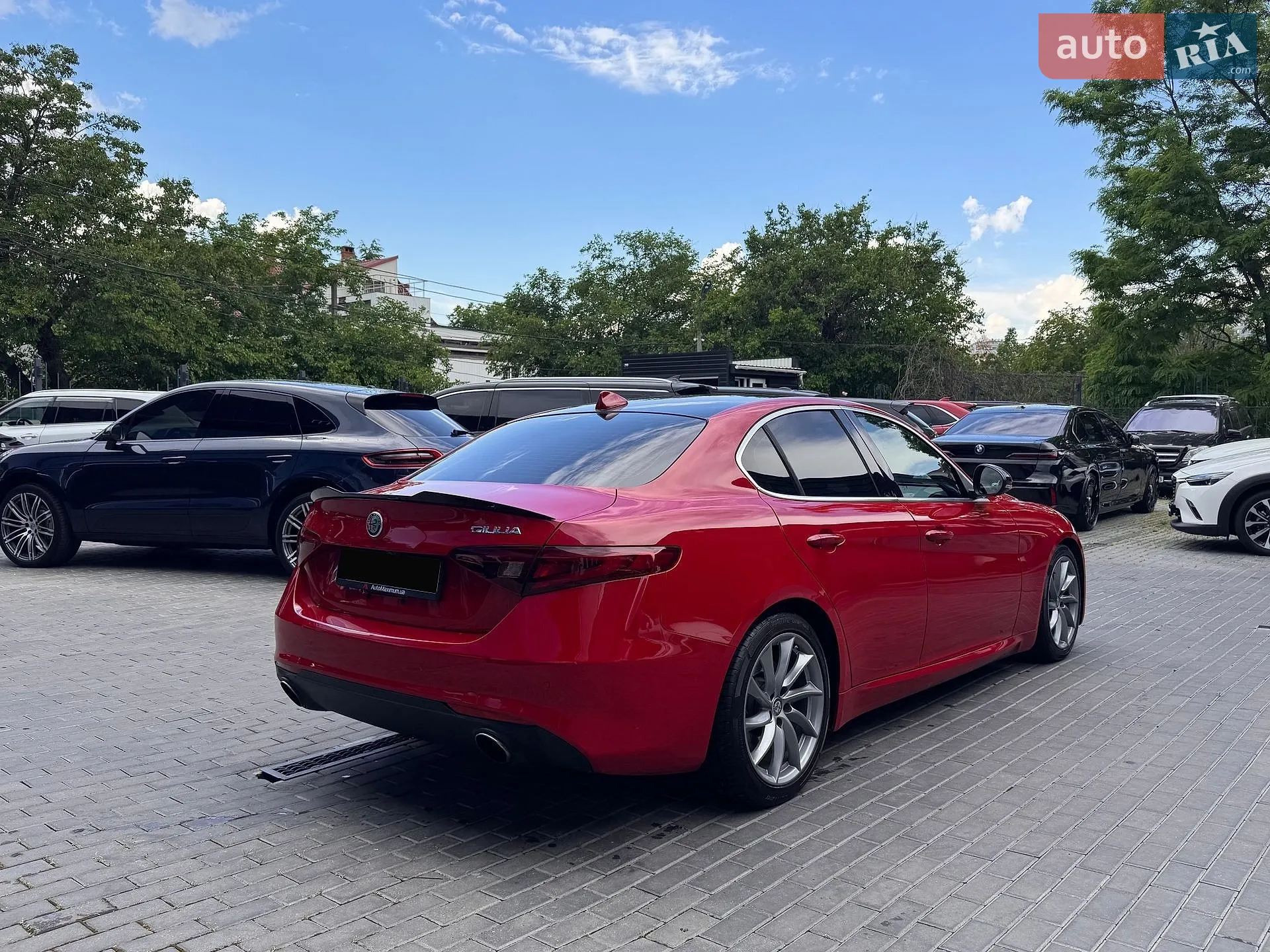 2017 Alfa Romeo Giulia - мініатюра 7