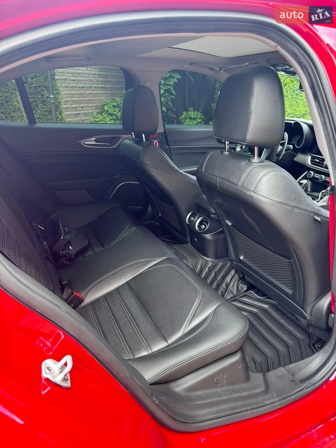 2019 Alfa Romeo Giulia - мініатюра 29