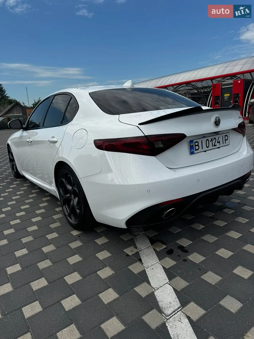 2018 Alfa Romeo Giulia - мініатюра 9
