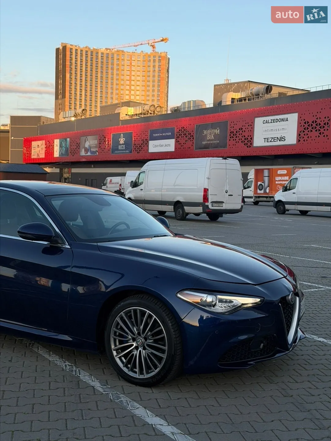 2017 Alfa Romeo Giulia - мініатюра 6