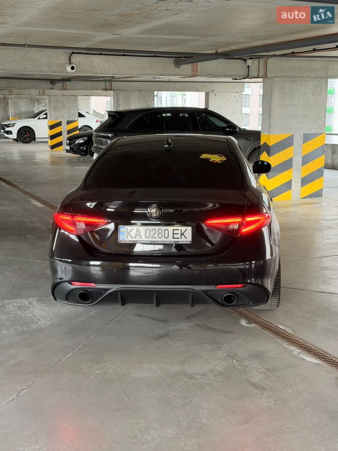 2017 Alfa Romeo Giulia - мініатюра 9