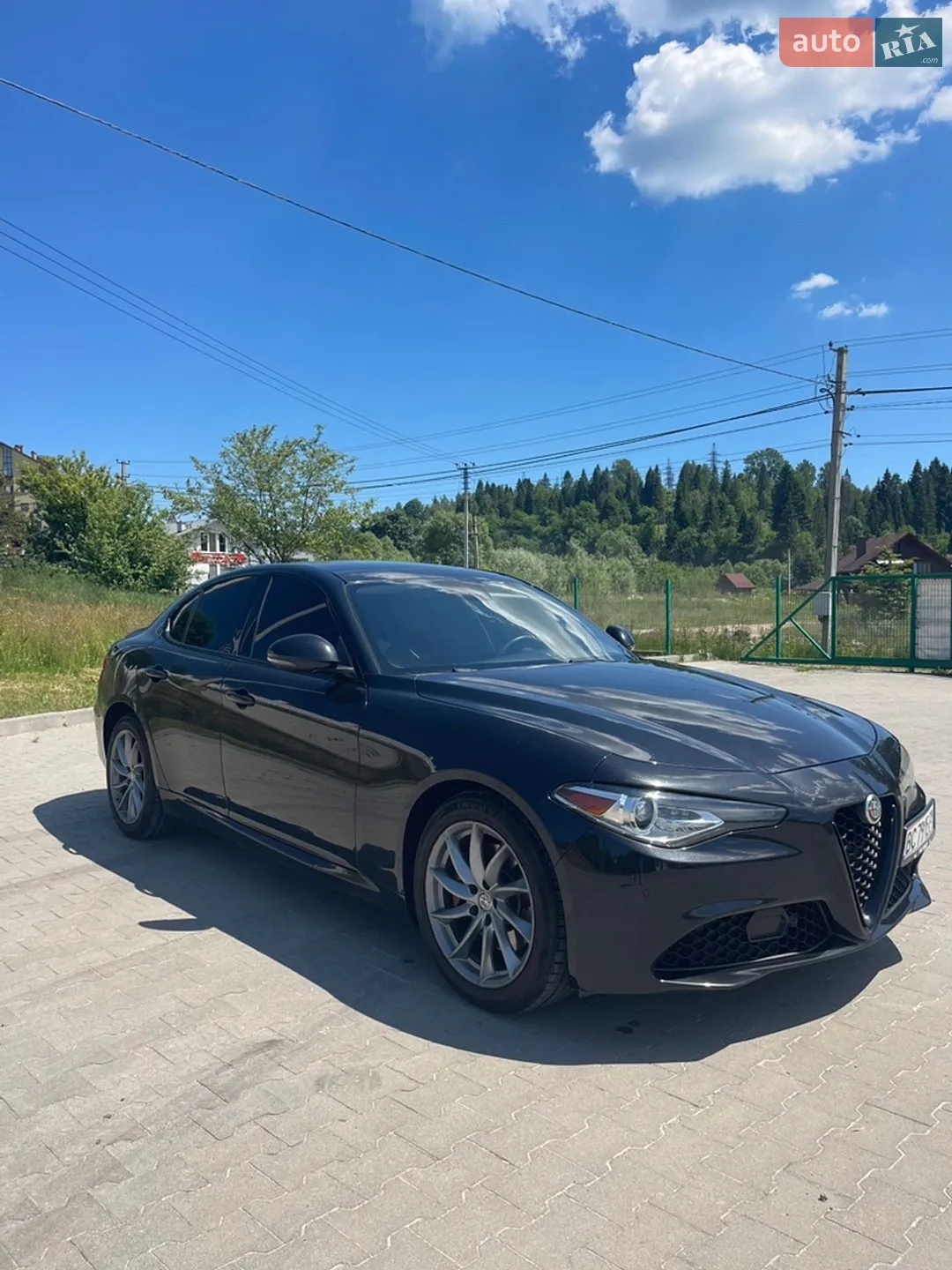 2017 Alfa Romeo Giulia - мініатюра 4