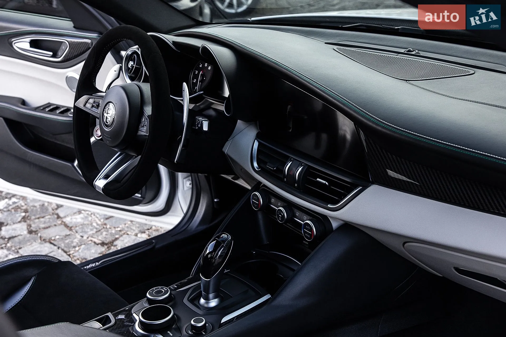 2016 Alfa Romeo Giulia - мініатюра 60
