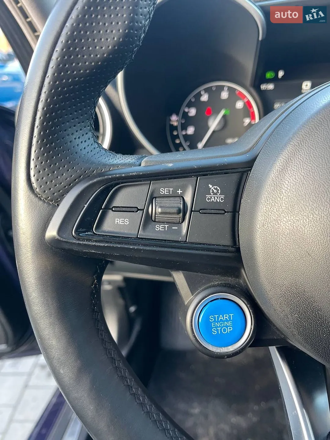 2019 Alfa Romeo Giulia - мініатюра 12