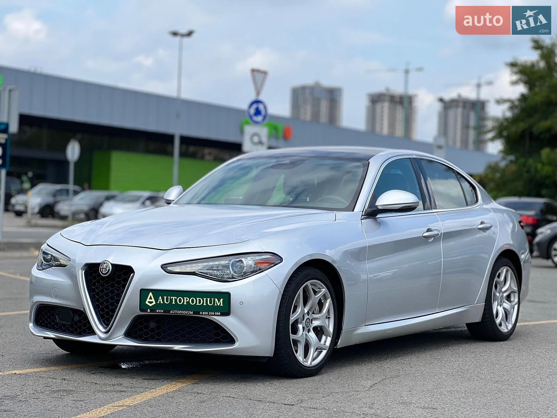 2018 Alfa Romeo Giulia - мініатюра 6
