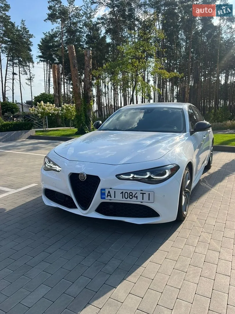 2020 Alfa Romeo Giulia - мініатюра 20