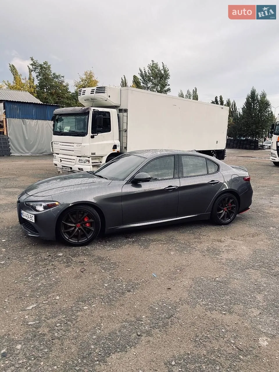 2016 Alfa Romeo Giulia - мініатюра 4
