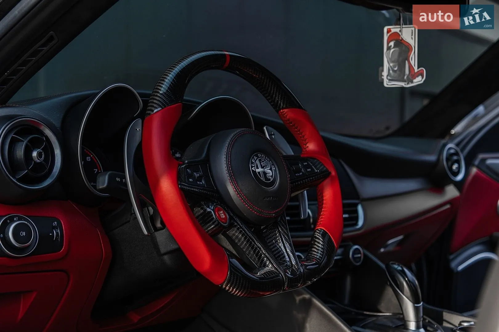 2017 Alfa Romeo Giulia - мініатюра 20