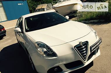 Хэтчбек Alfa Romeo Giulietta 2012 в Днепре