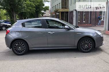 Хэтчбек Alfa Romeo Giulietta 2012 в Николаеве