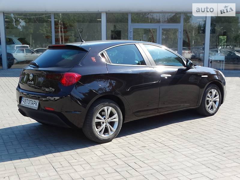 Хетчбек Alfa Romeo Giulietta 2012 в Дніпрі