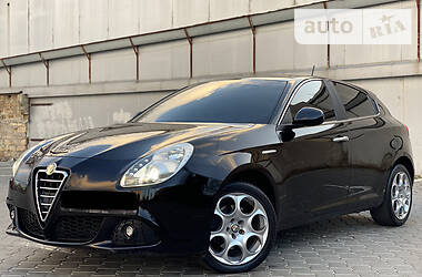 Хэтчбек Alfa Romeo Giulietta 2012 в Одессе