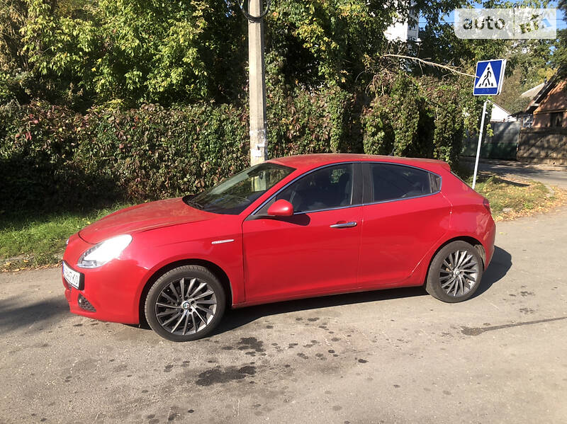 Хетчбек Alfa Romeo Giulietta 2013 в Києві