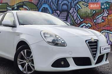 Хетчбек Alfa Romeo Giulietta 2012 в Києві