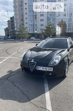 Хэтчбек Alfa Romeo Giulietta 2011 в Николаеве