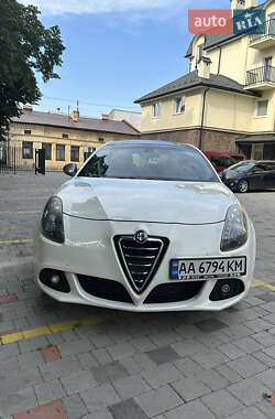 Хэтчбек Alfa Romeo Giulietta 2013 в Бродах