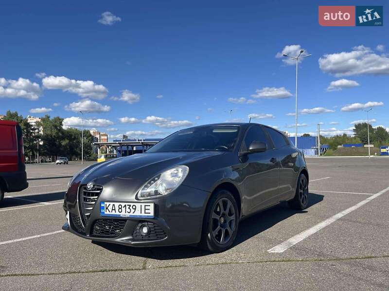 Alfa Romeo Giulietta 2012 Alfa Romeo Giulietta 2012