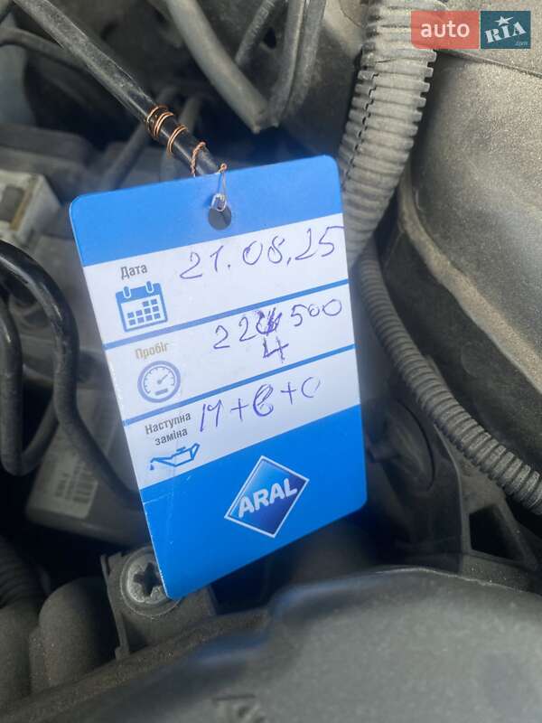 Хетчбек Alfa Romeo Giulietta 2012 в Києві фото 9 Хетчбек Alfa Romeo Giulietta 2012 в Києві