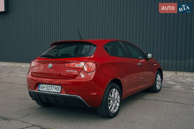 Хэтчбек Alfa Romeo Giulietta 2019 в Харькове фото 9 Хэтчбек Alfa Romeo Giulietta 2019 в Харькове
