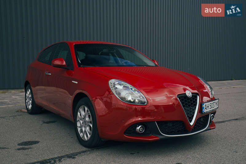 Хэтчбек Alfa Romeo Giulietta 2019 в Харькове фото 12 Хэтчбек Alfa Romeo Giulietta 2019 в Харькове